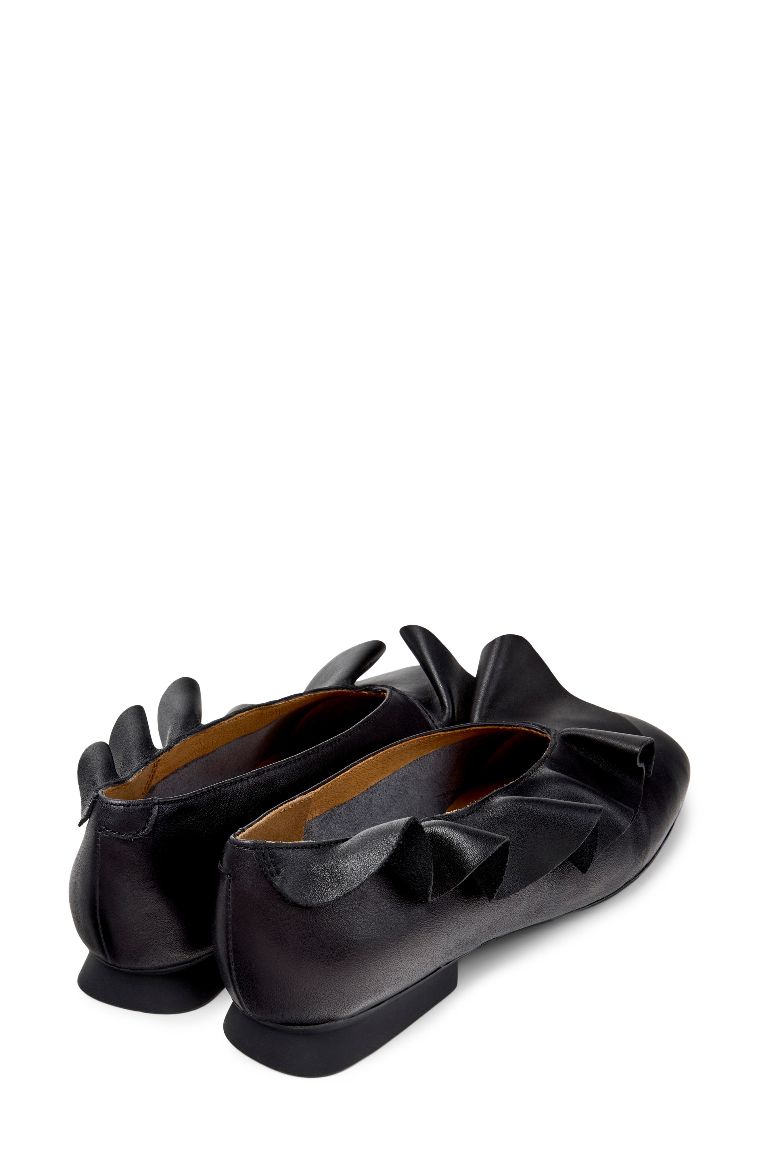 Camper Casi Myra Ruffle Flat, Alternate, color, Black