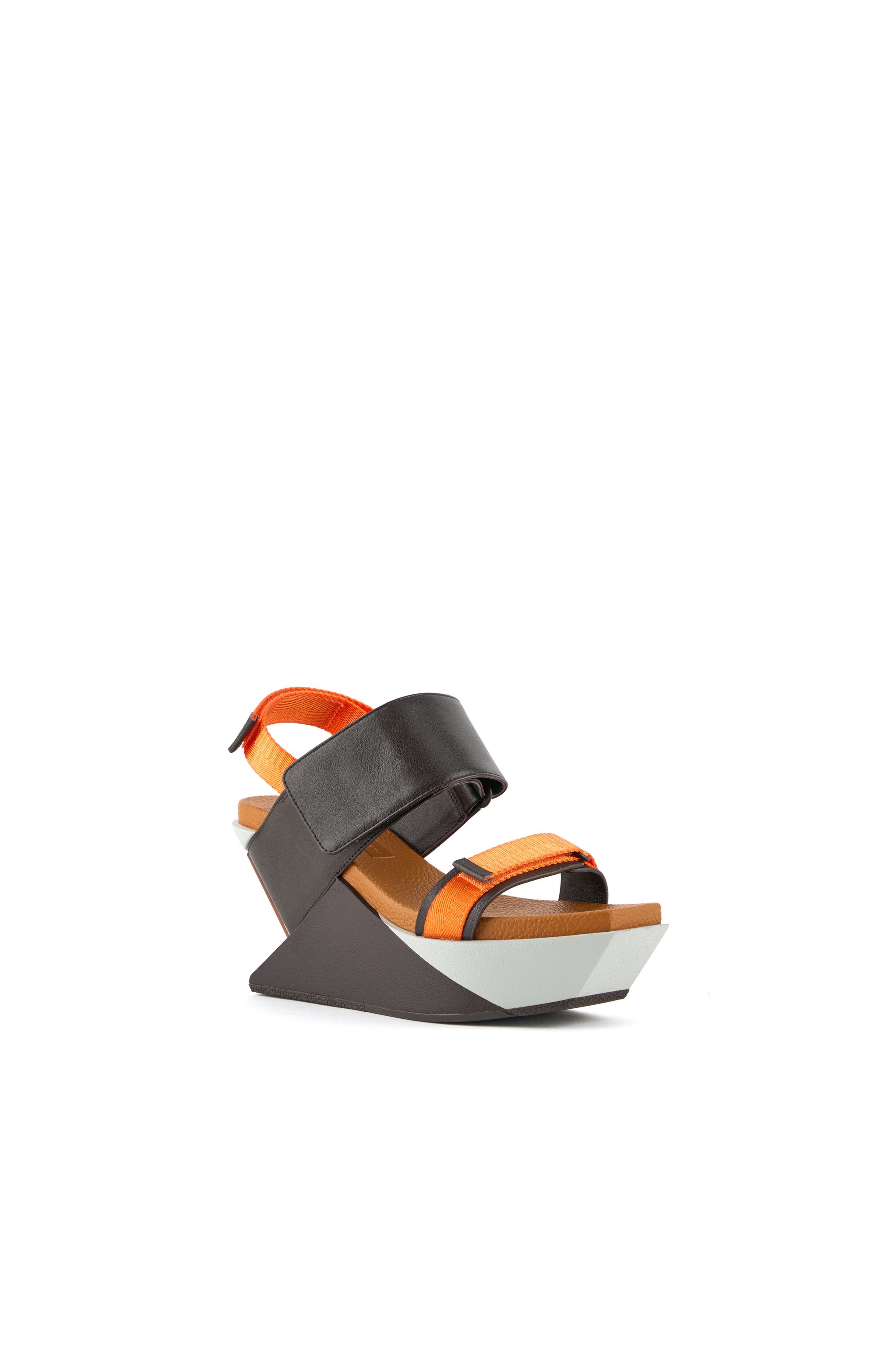 Bull Run Sandal, Alternate, color, Amber Glow