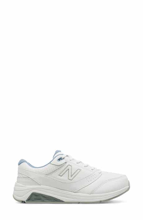 928 V3 Walking Shoe