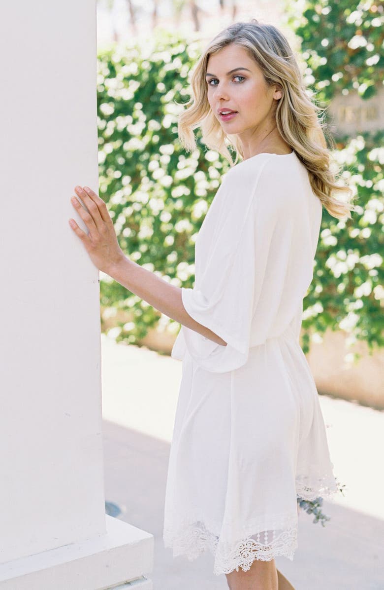 Plum Pretty Sugar Sweetheart Robe, Alternate, color, 