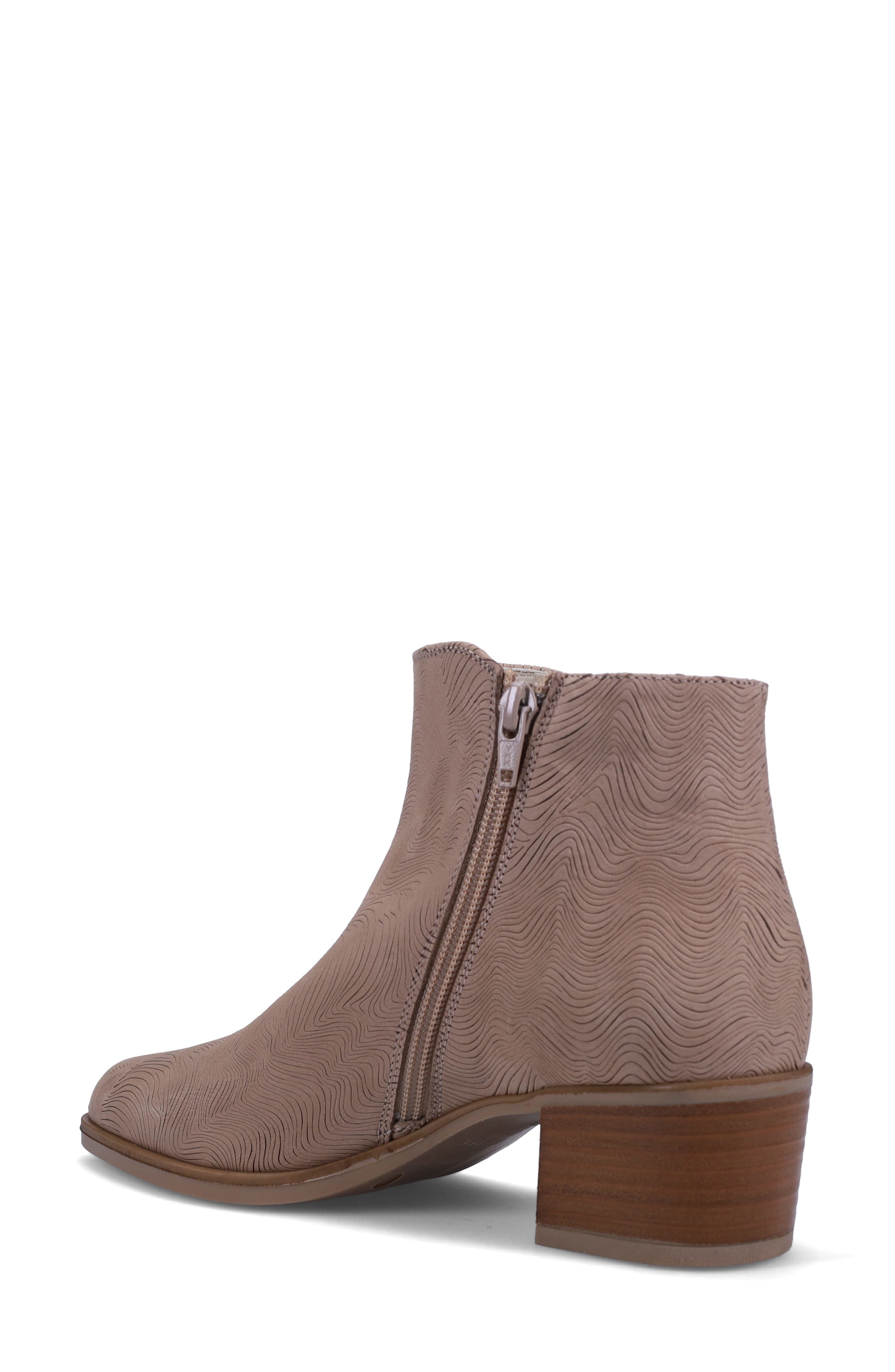 Ron White Weslynn Laser-Cut Bootie, Alternate, color, Fawn
