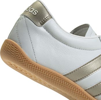 Grand Court Lo Sneaker