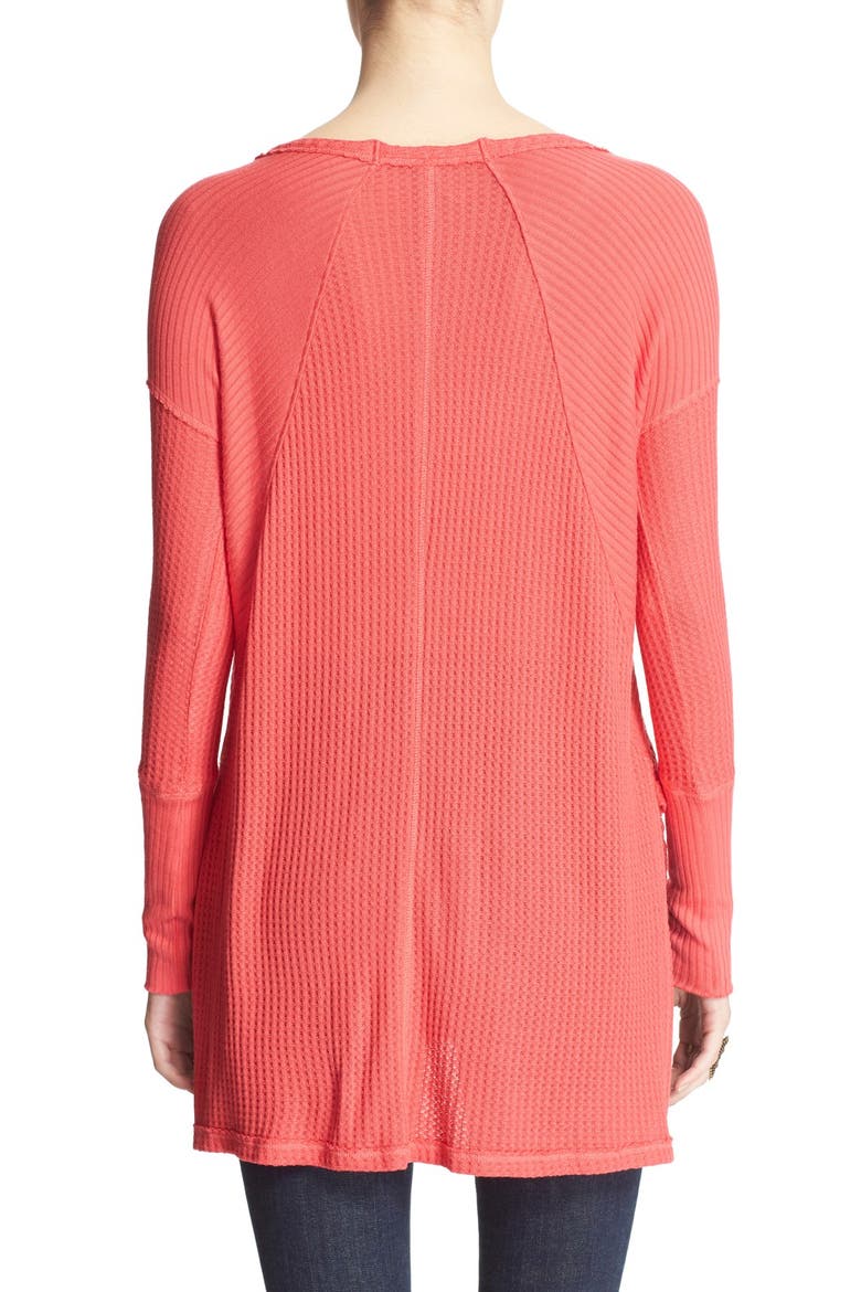 'Ventura' High/Low Thermal Top, Alternate, color, POPPY