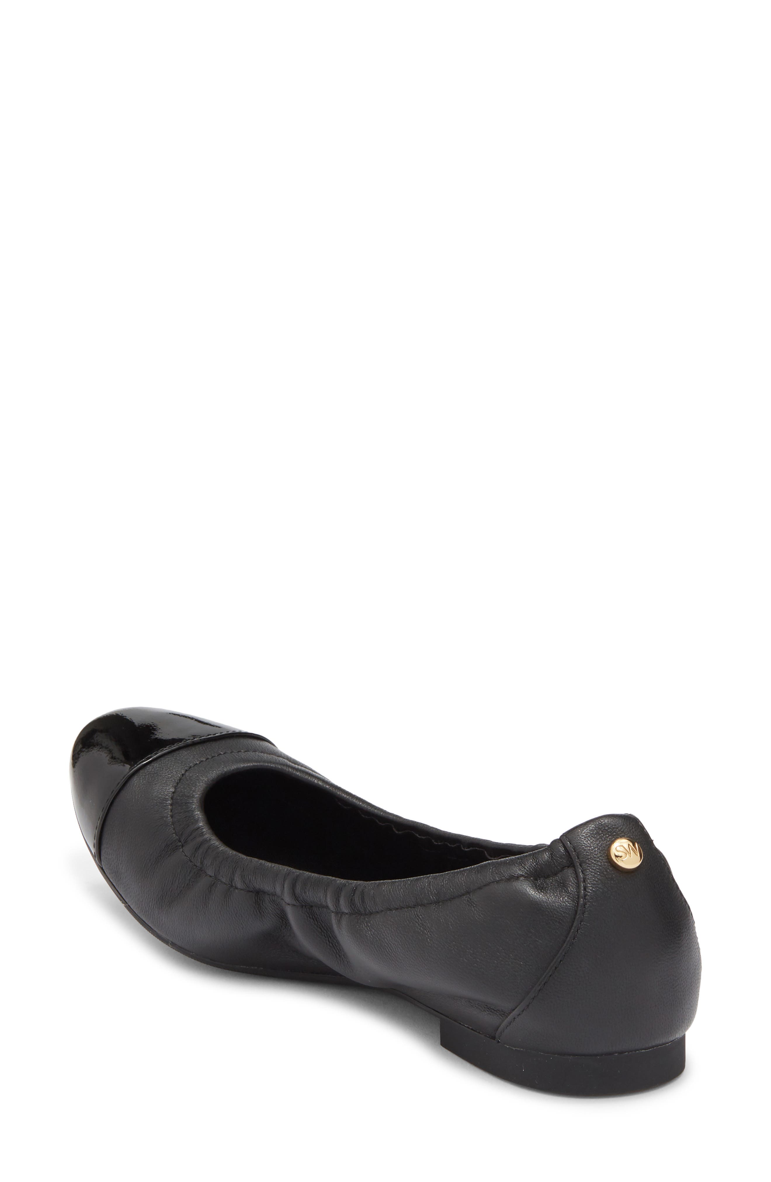 Stuart Weitzman Gabby Foldable Ballet Flat, Alternate, color, Black