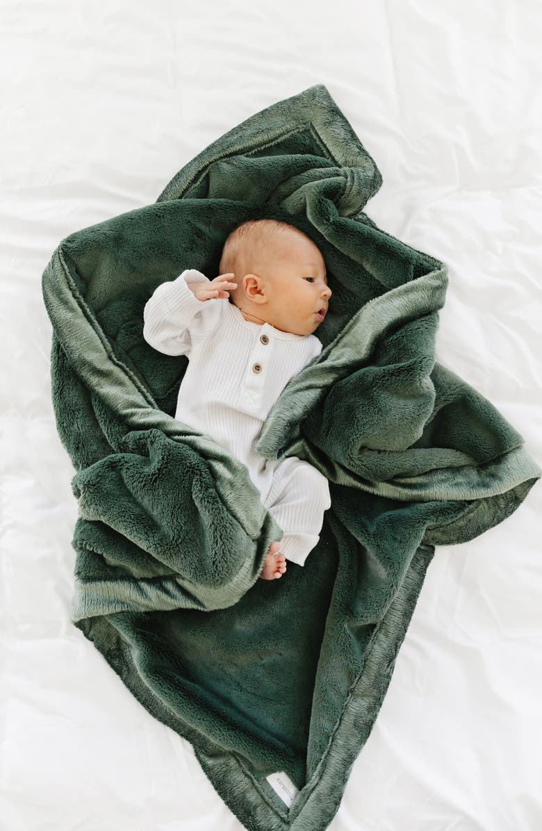 SARANONI Faux Fur Recieving Blanket, Alternate, color, Hunter