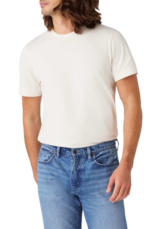 Dylan Tee