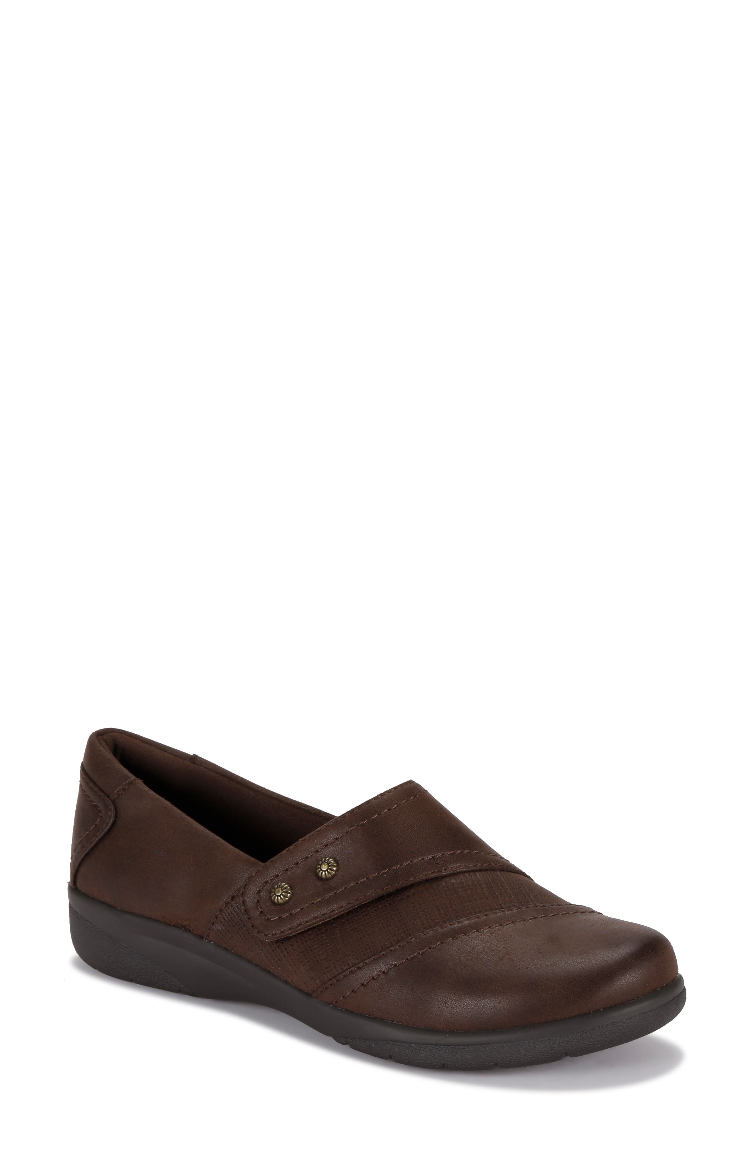 BARETRAPS Darma Loafer