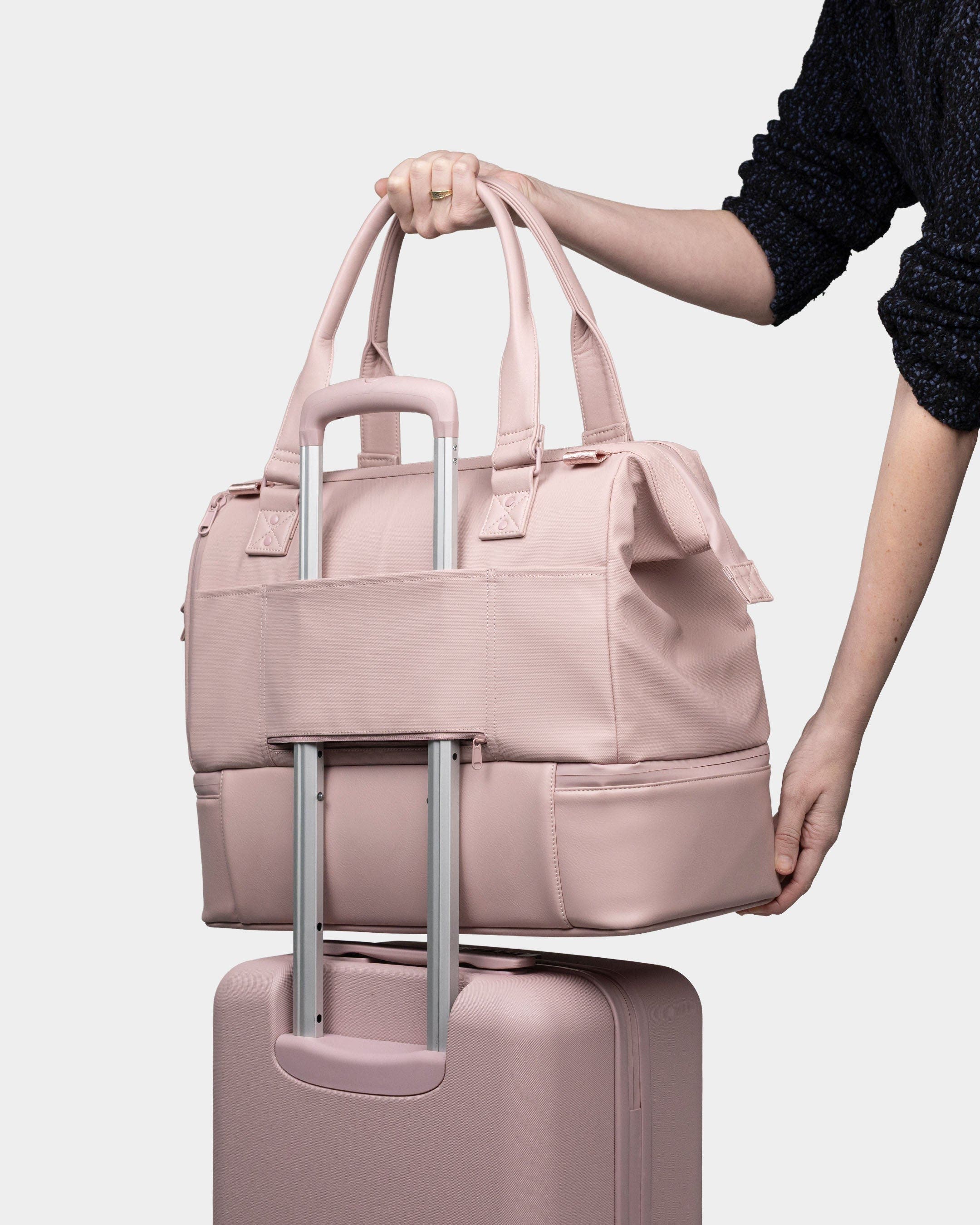 Cascade Weekender - Compact, Alternate, color, Blush