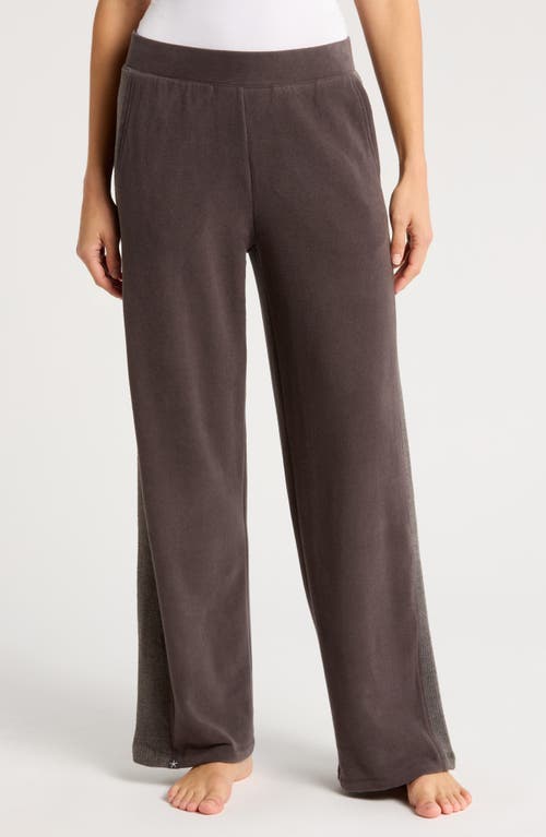 barefoot dreams Malibu Collection® Brushed Fleece Track Pants in Carbon 