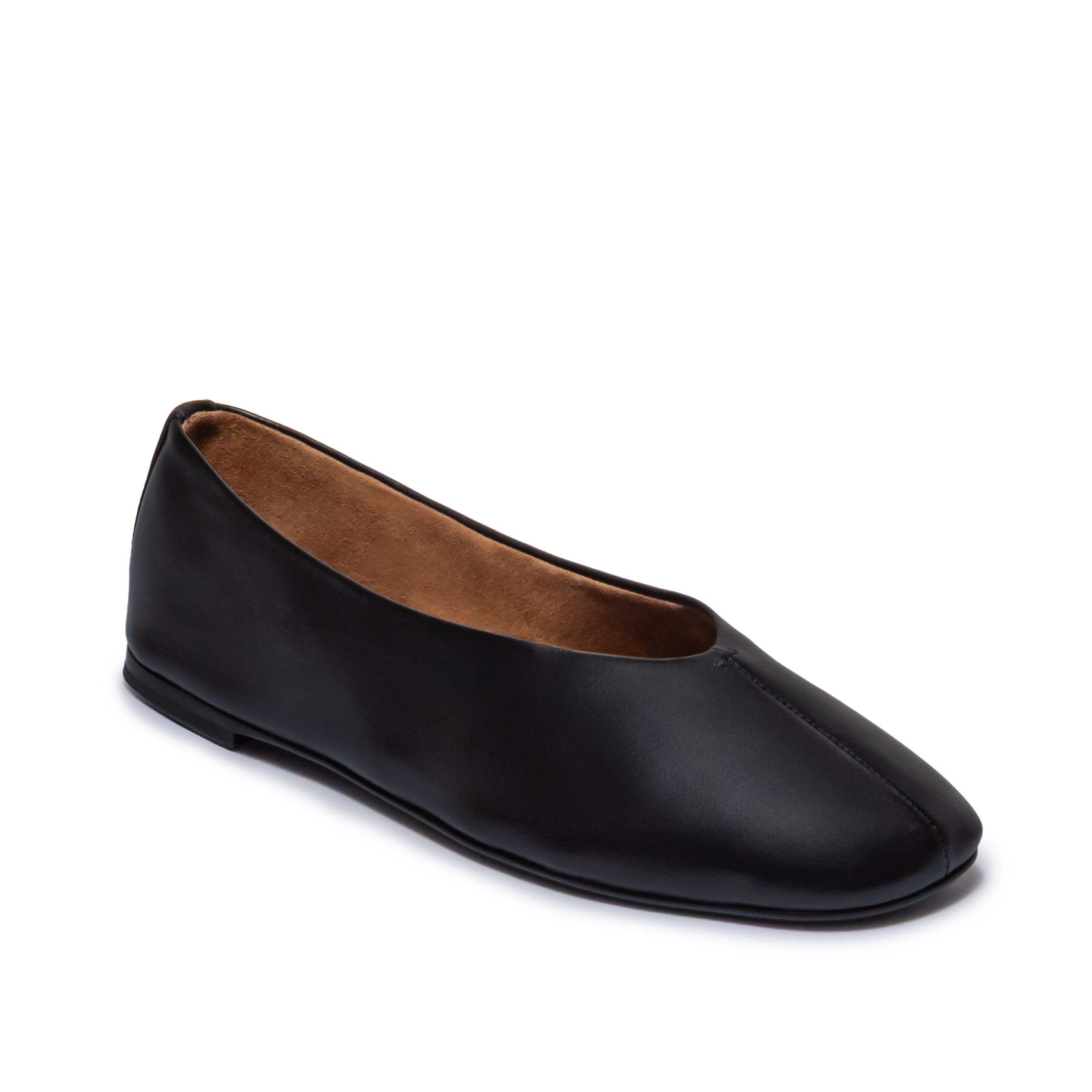 Bernardo Footwear Meredith Ballet Flat, Alternate, color, Black
