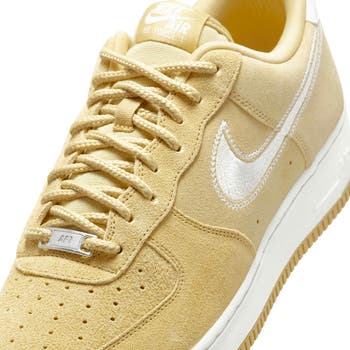 Air Force 1 '07 LV8 Sneaker