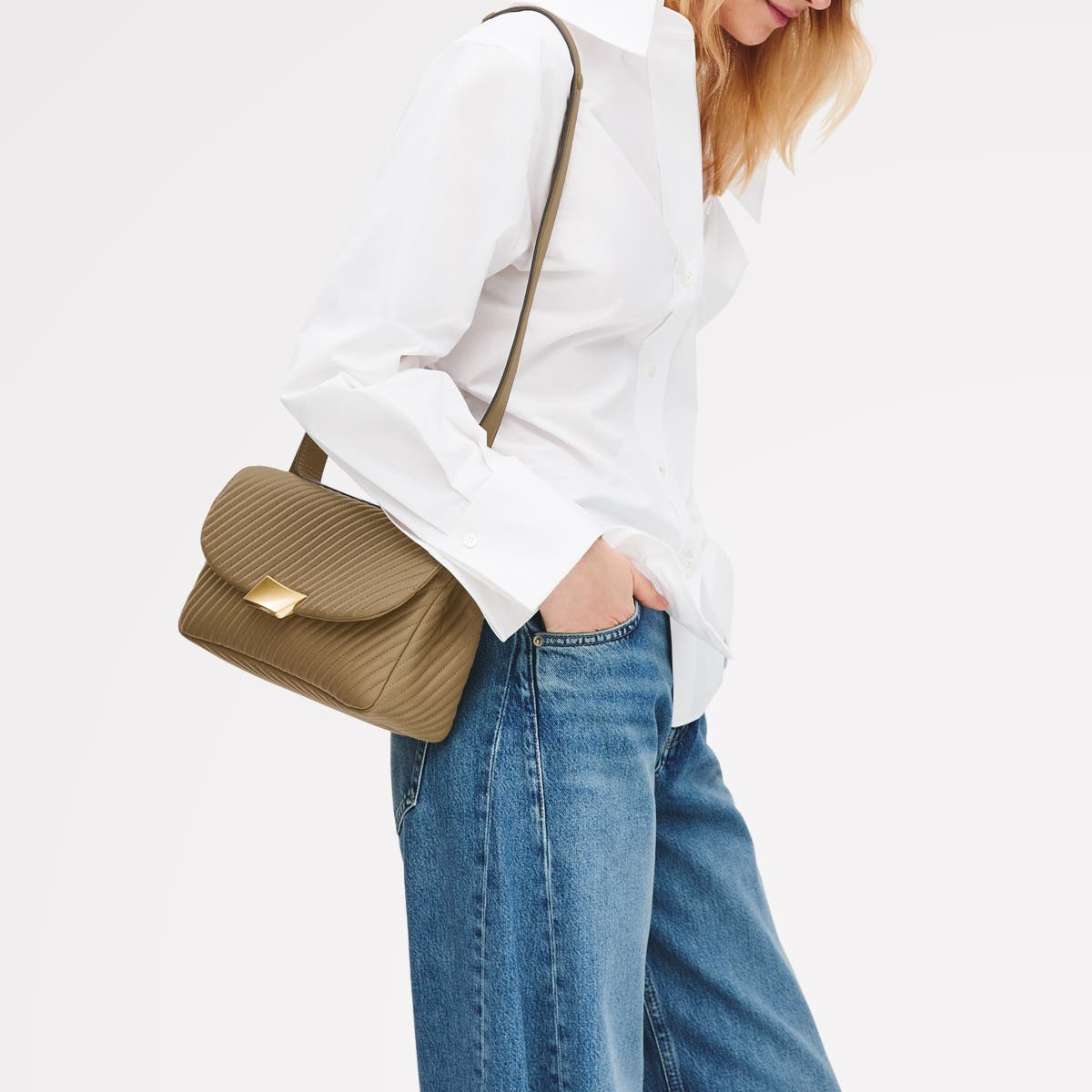 The Belsize - Quilt Medium Flapover Crossbody Bag, Alternate, color, Acorn
