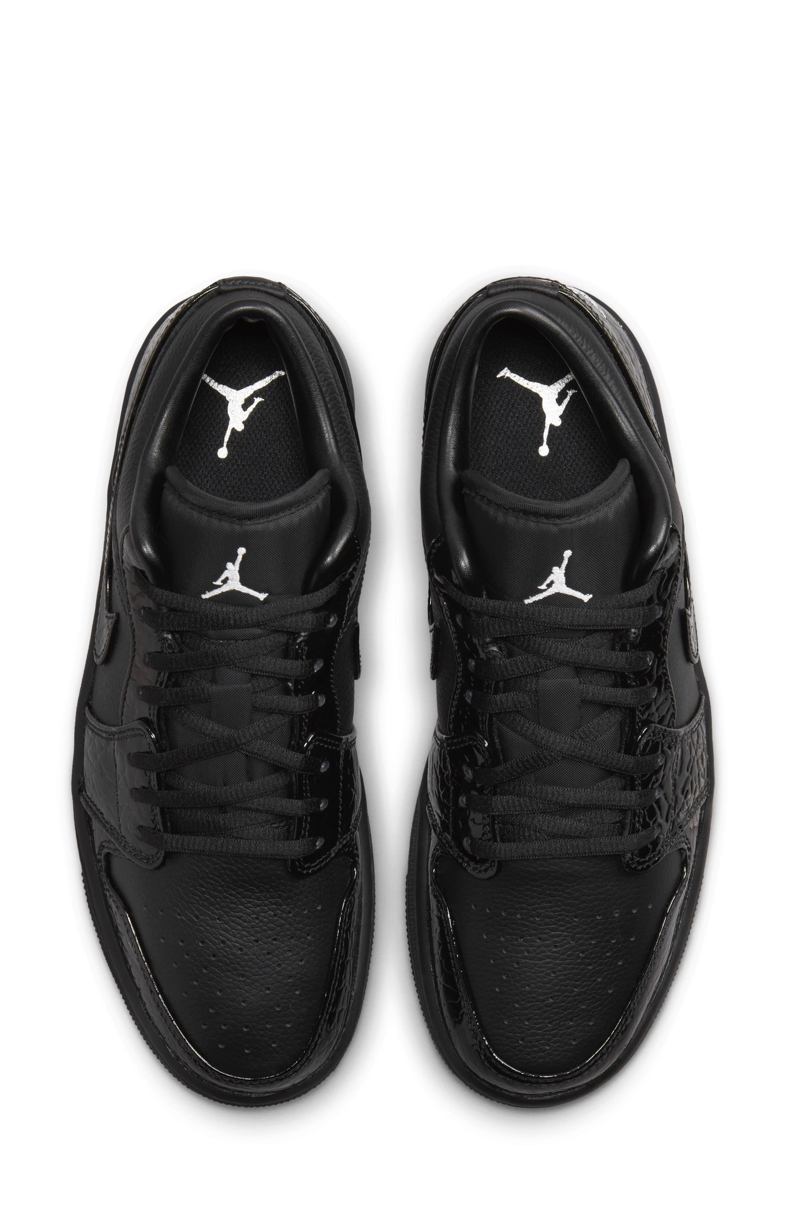 Jordan Air Jordan 1 Low SE Basketball Sneaker, Alternate, color, 