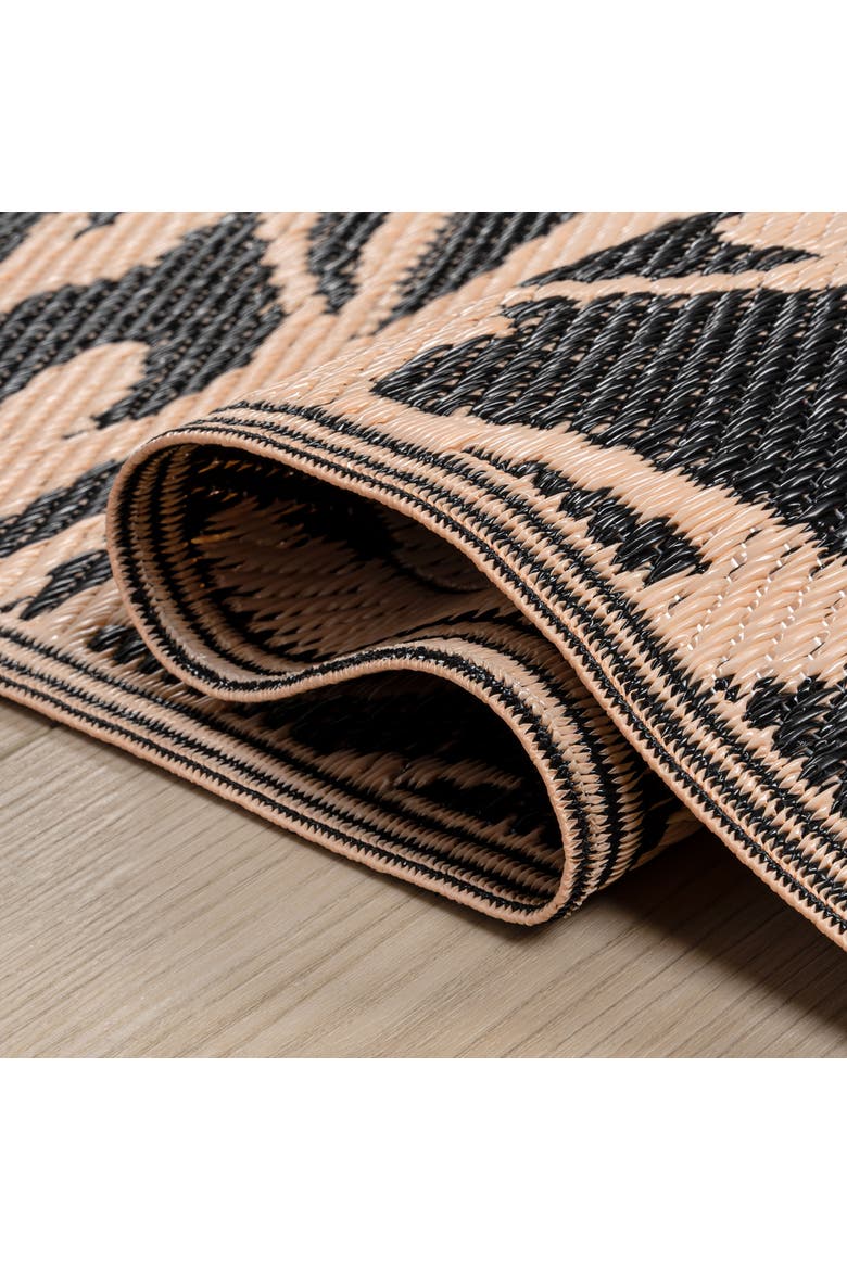 Bloom Modern Floral Foldable Waterproof Reversible Plastic Straw Outdoor Rug, Alternate, color, Black/Cream