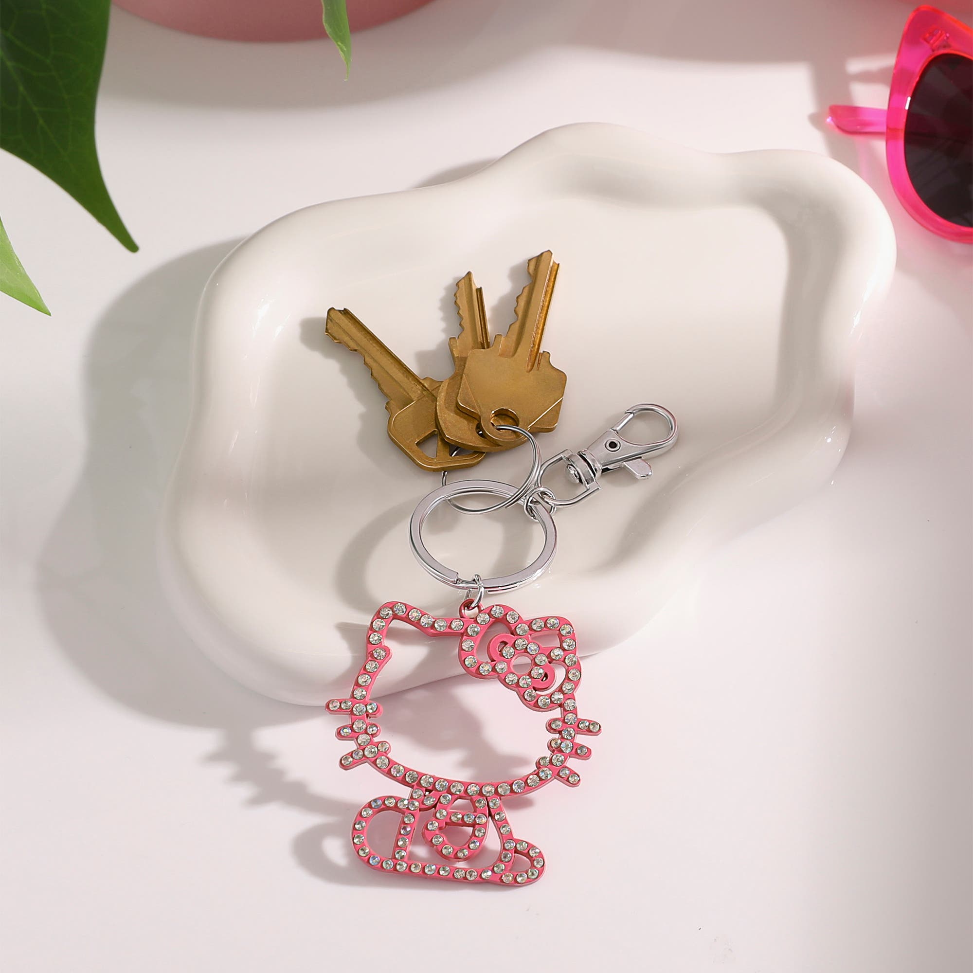 Hello Kitty Pink Crystal Outline Keychain, Alternate, color, 