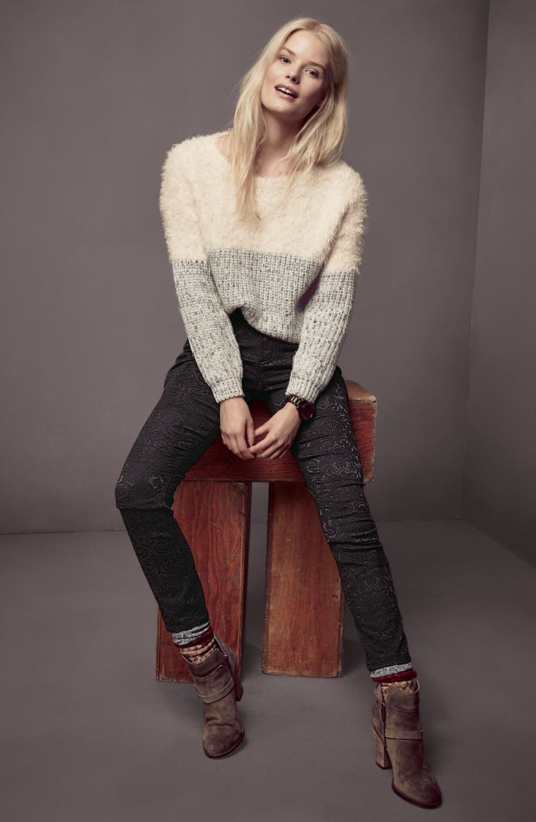 Vince Camuto Skinny Jeans, Alternate, color,