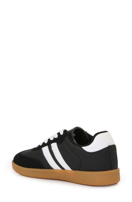Berness Double Stripe Sneaker In Black