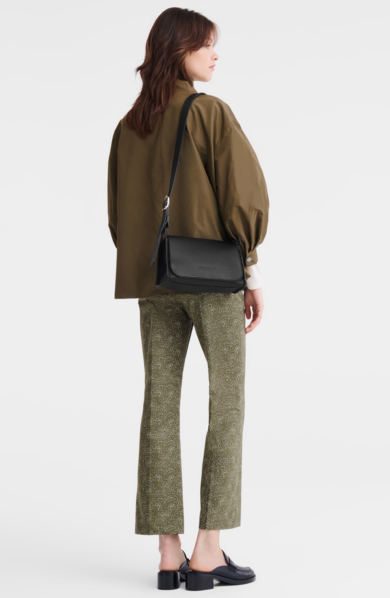 Longchamp Medium Le Foulonné Leather Crossbody Bag, Alternate, color, 