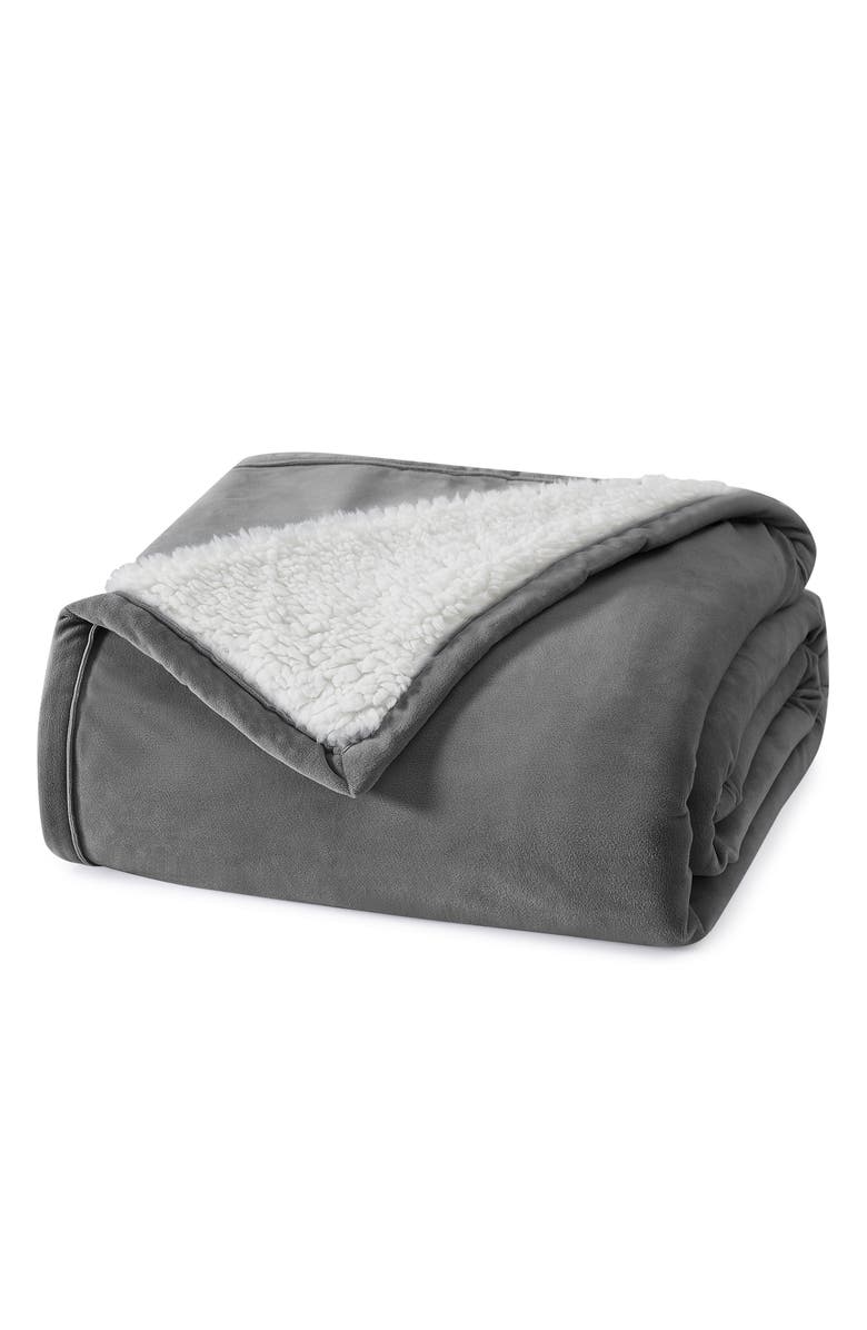 UGG<sup>®</sup> Bliss Fuzzy Throw, Alternate, color, 