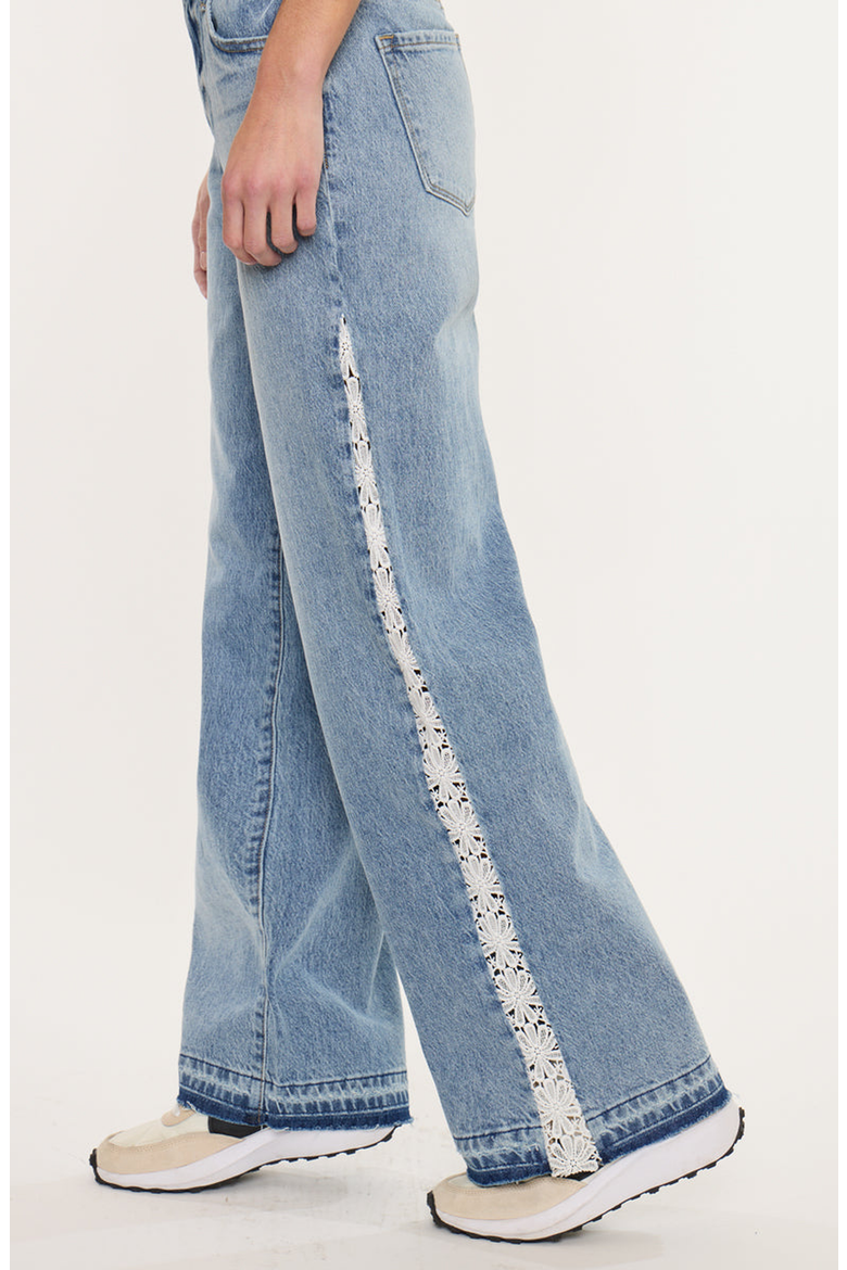 Carollyn High Rise Wide Leg Jeans, Alternate, color, Medium Wash