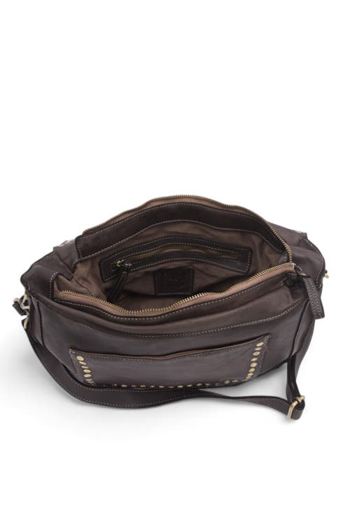 Bolsa Nova Emily Studded Shoulder Bag In Chocolate