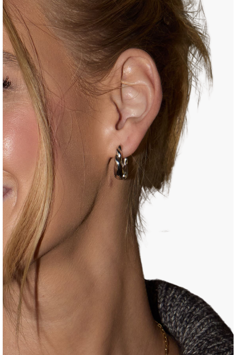 Wide Twist Hoop Earrings, Alternate, color, Silver