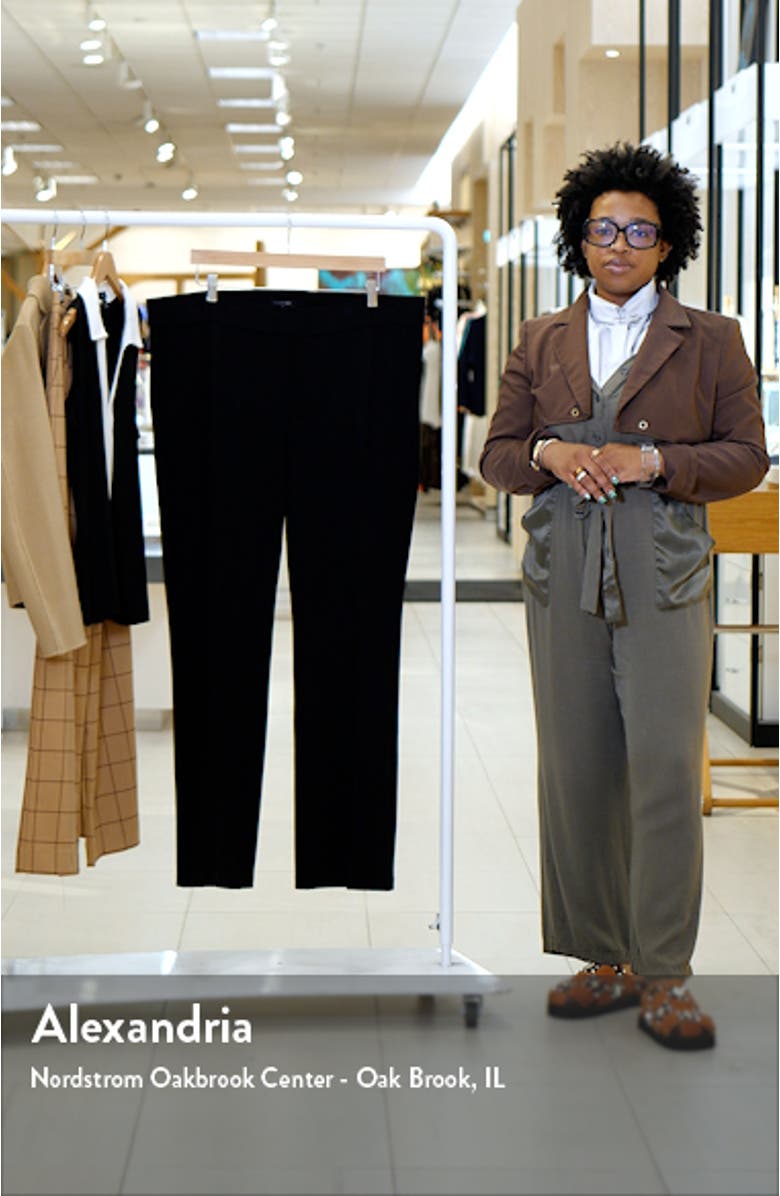 Sculpt-Her<sup>™</sup> Pull-On Flare Ponte Pants