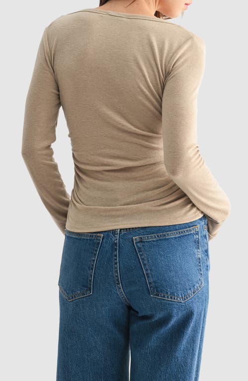 Lush Long Sleeve Ruched Top In Brown