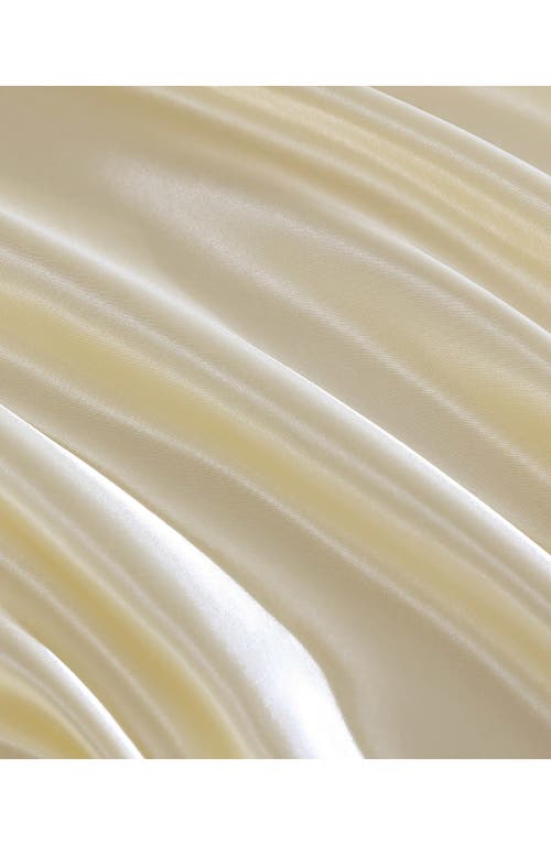 Jessica Simpson Silky Satin Sheet Set In Gold