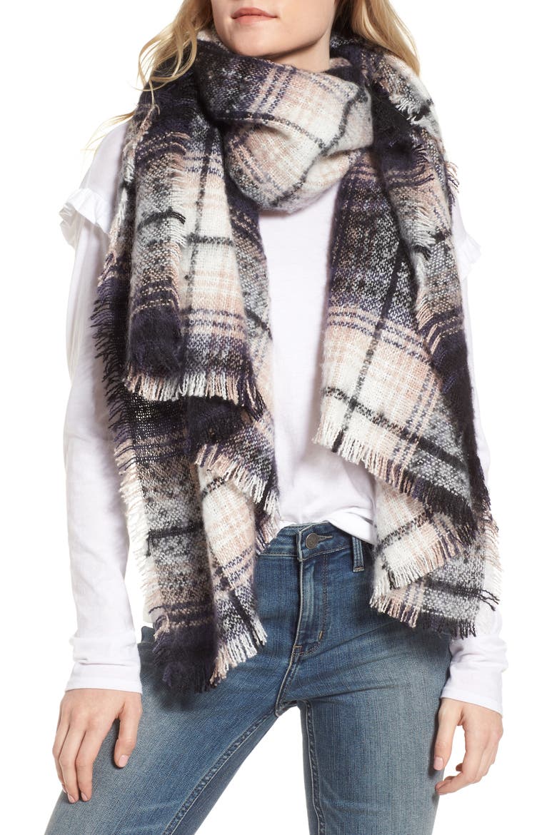 Tartan Blanket Wrap, Alternate, color, BLACK COMBO