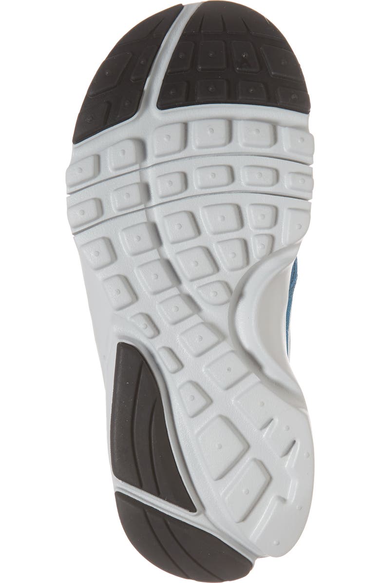Nike Presto Fly Sneaker, Alternate, color,