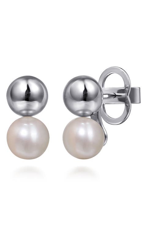 Bujukan Pearl Stud Earrings