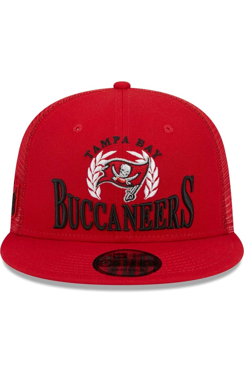 New Era Men's New Era Red Tampa Bay Buccaneers Collegiate Trucker 9FIFTY Snapback Hat, Alternate, color,