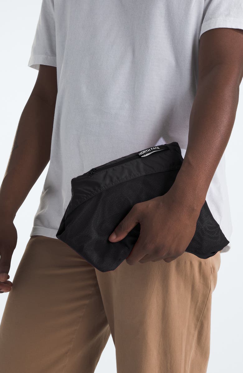 The North Face Alta Vista Water Repellent Packable Hooded Jacket, Alternate, color, Tnf Black