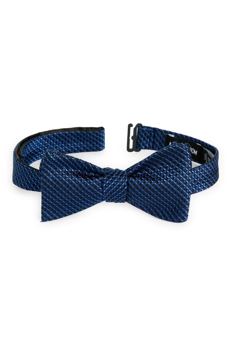 Solid Silk Bow Tie, Main, color, NAVY