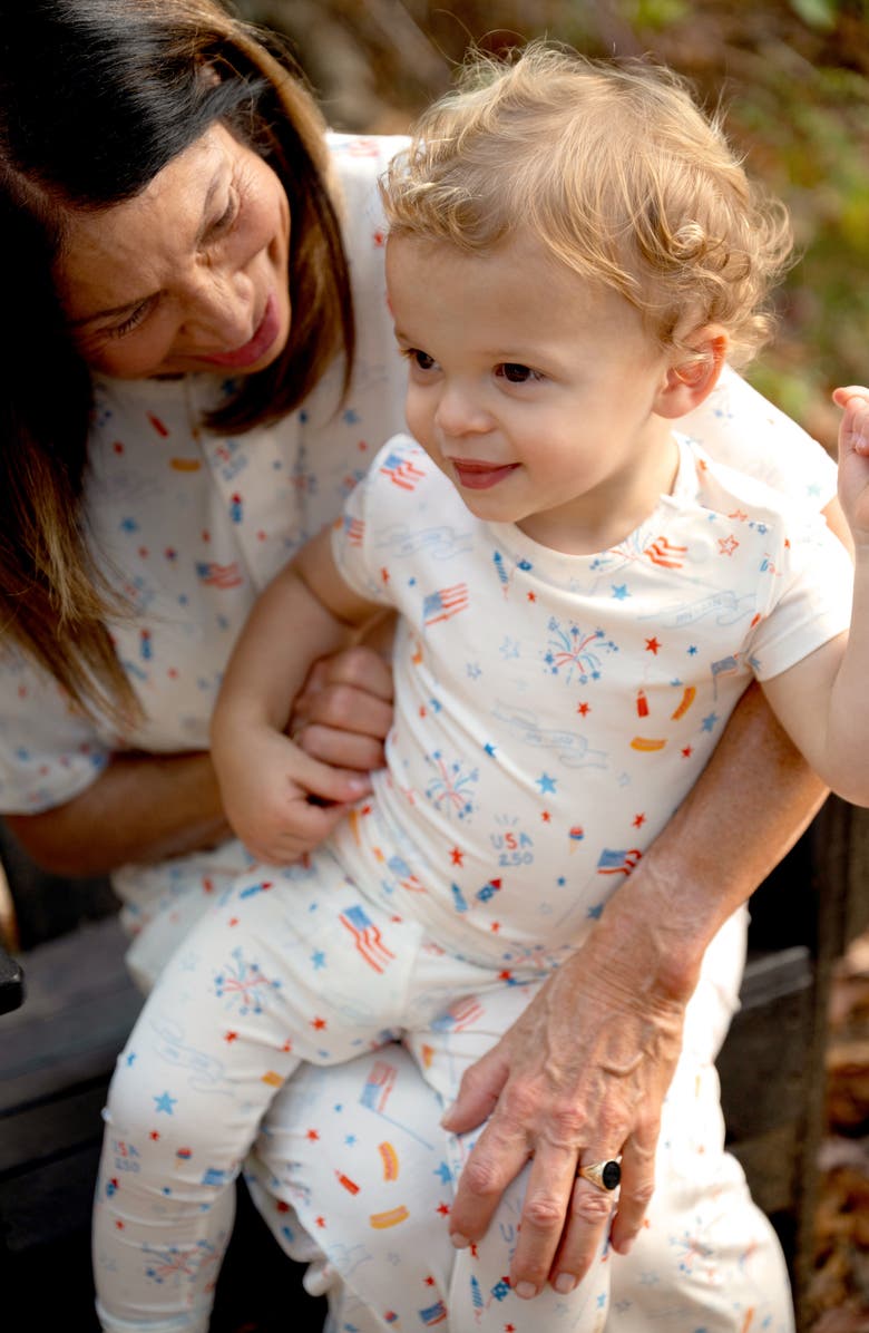 Magnetic Me Kids' USA 250 Magnetic Fitted Two-Piece Pajamas, Alternate, color, Usa25