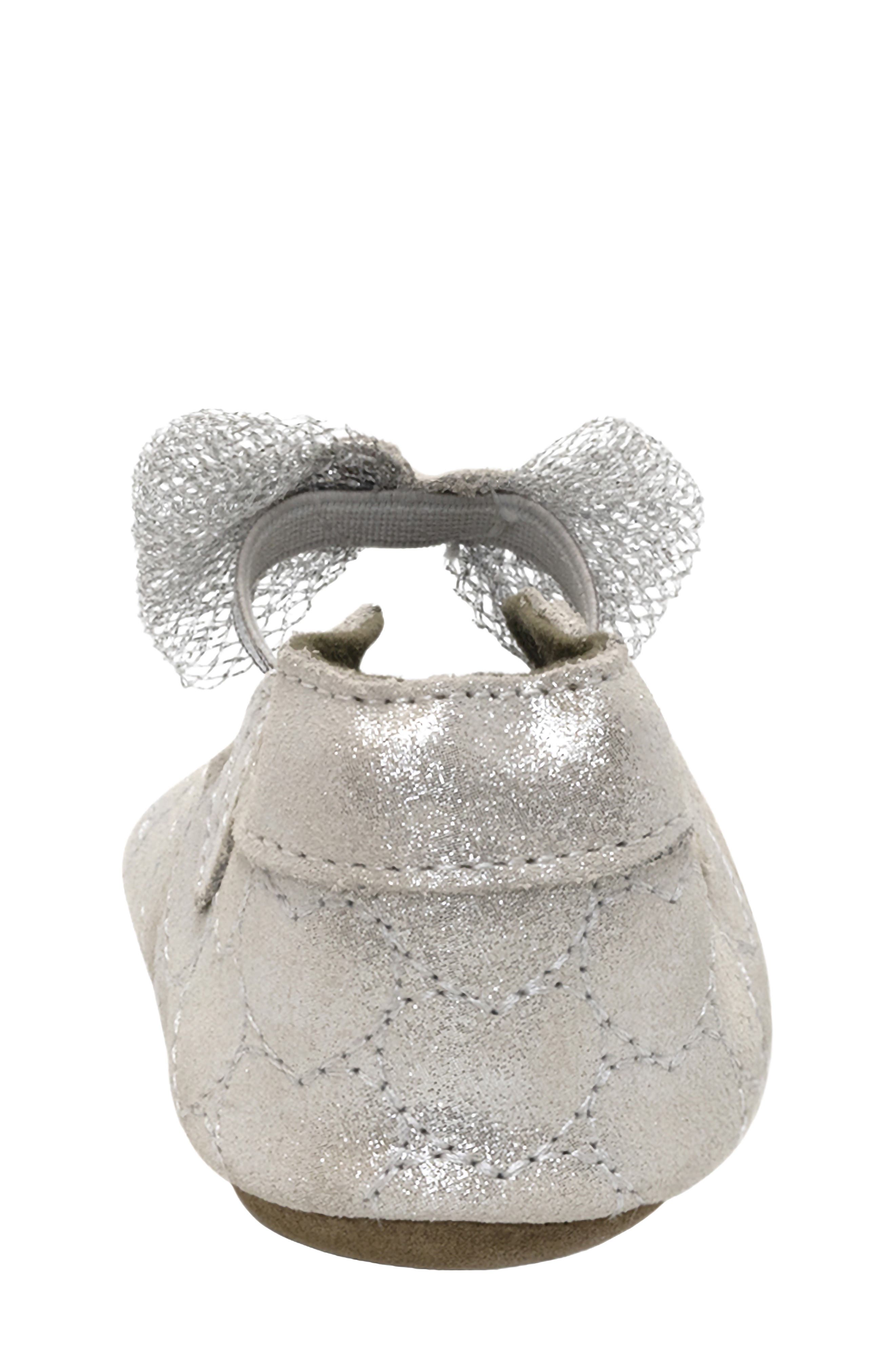 Robeez<sup>®</sup> Desiree Heart Bow Mary Jane Crib Shoe, Alternate, color, Silver