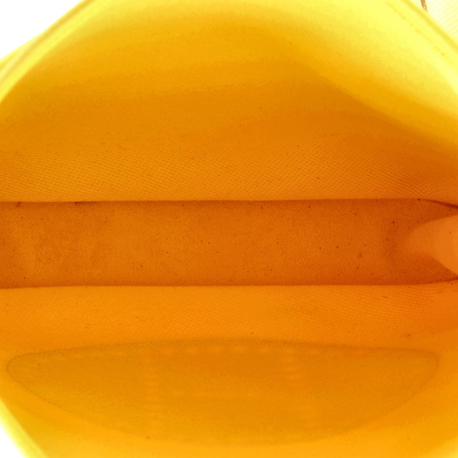 Pre-Owned Hermes Evelyne Bag Gen III Toile and Leather PM, Alternate, color, Lime