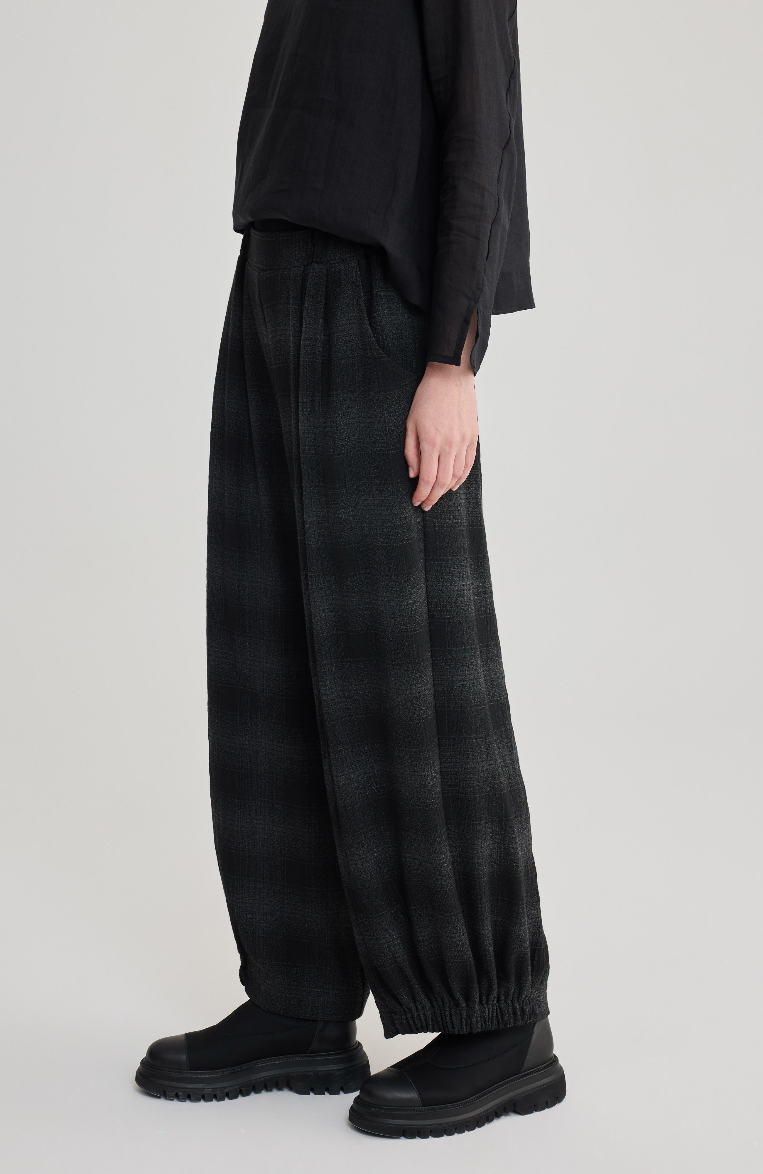 LUUKAA Mia Plaid Cocoon Pants (Women) | Nordstrom
