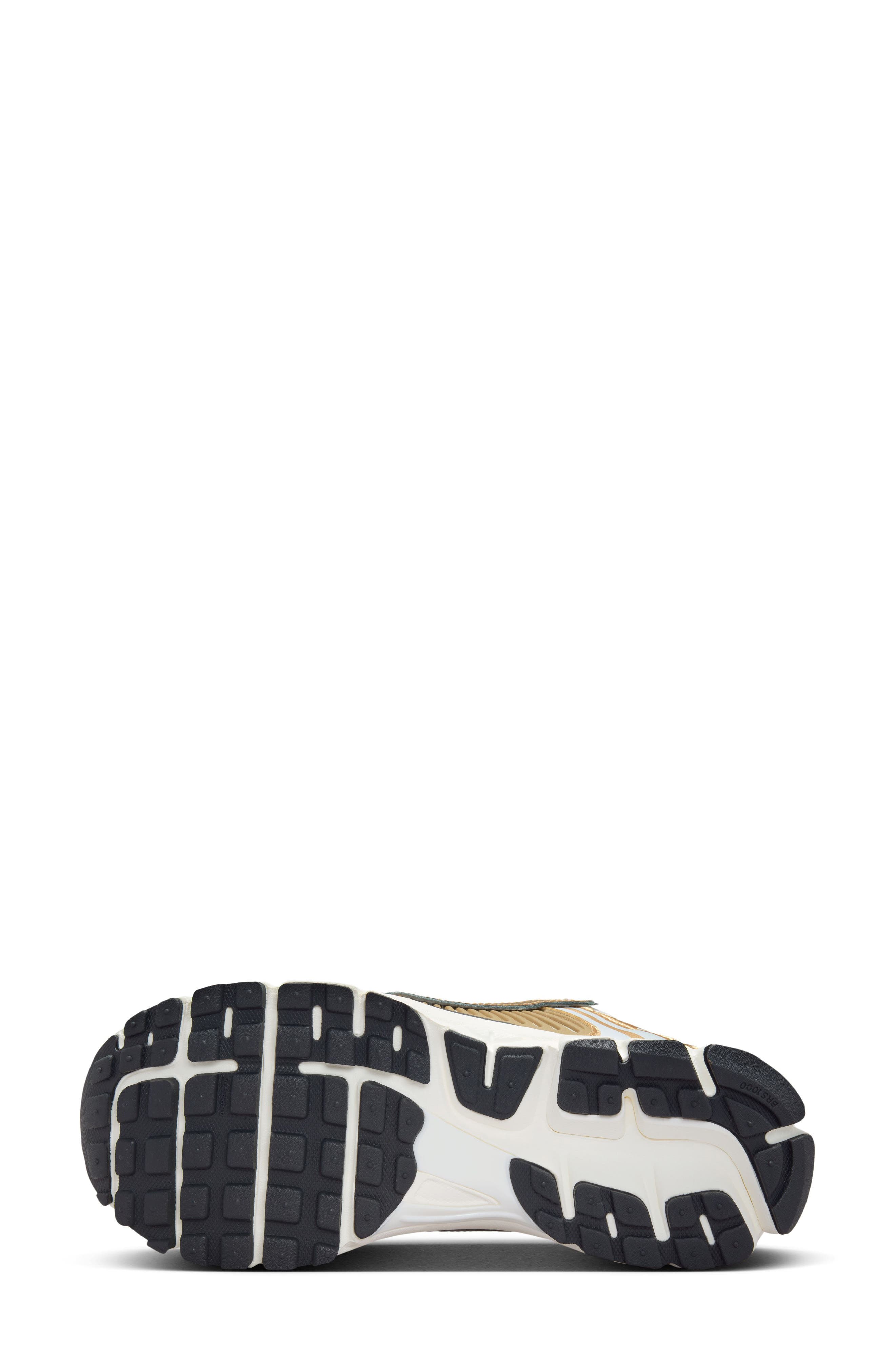 Nike Zoom Vomero 5 Sneaker, Alternate, color, 