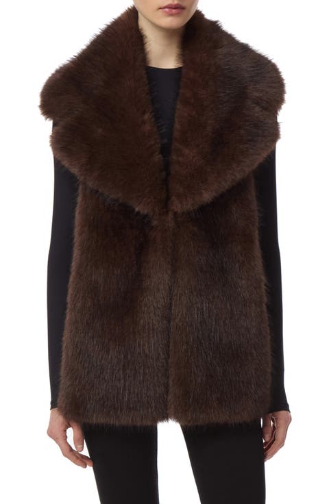 Mia Faux Fur Collar