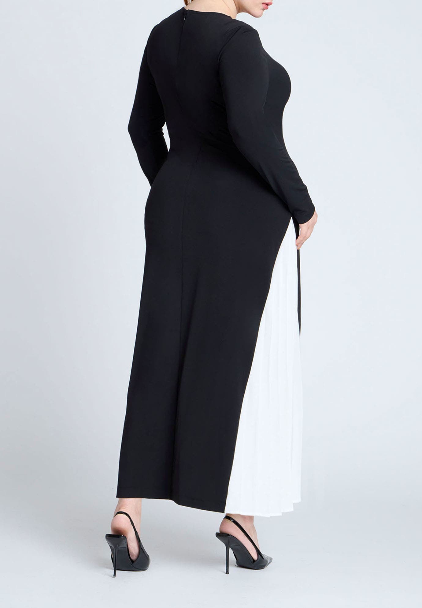 Maxi Dress With Pleat - image 2