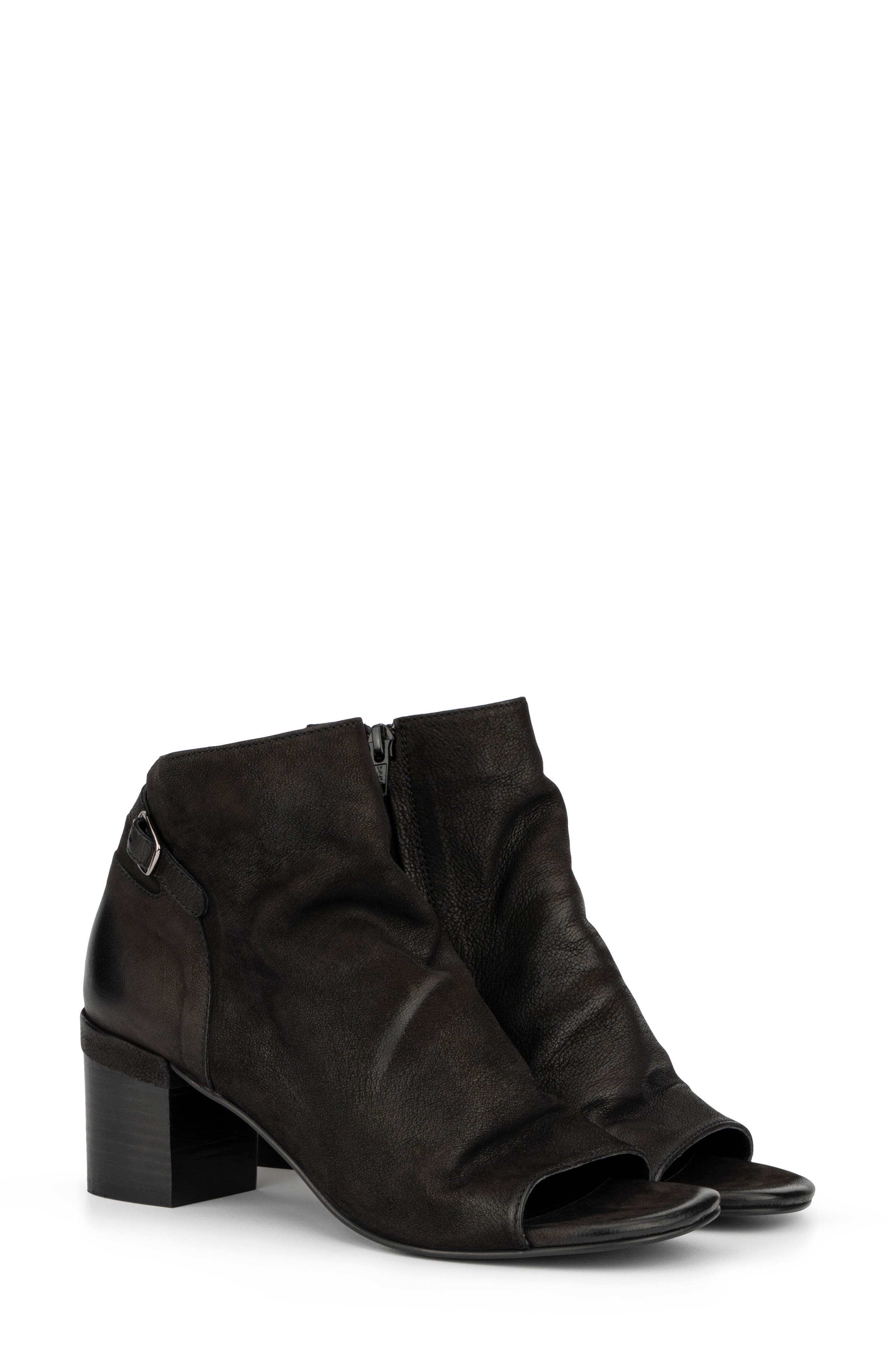 VINTAGE FOUNDRY Sabrina Leather Block Heel Bootie, Alternate, color, 