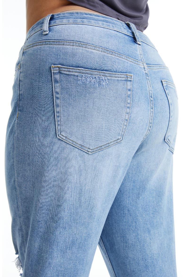 High Rise Distressed Relaxed Boyfriend Jeans, Alternate, color, MEDIUM BLUE