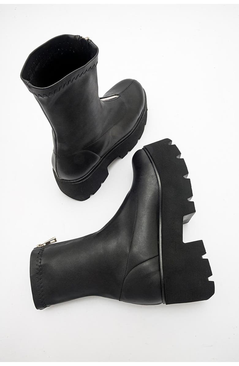 Prologue Shoes Ovil Platform Zip Boot, Alternate, color, Black