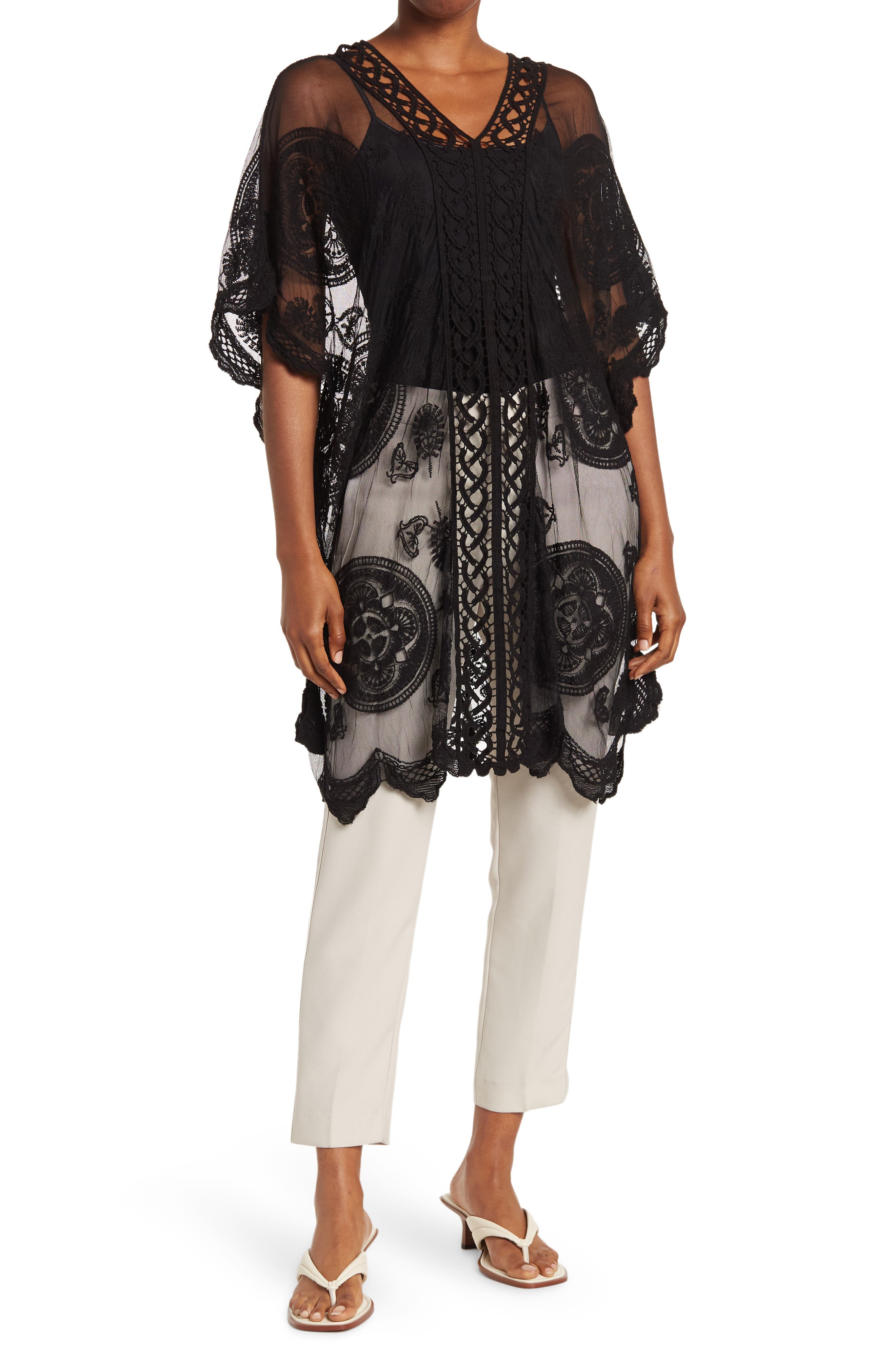 Vince Camuto Leaf Lace Topper