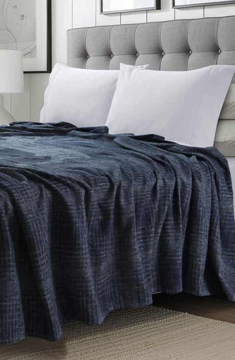 AZORES HOME Yarn Dyed Organic Cotton Throw Blanket