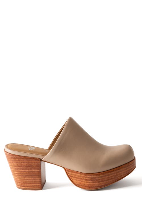 Fortress Ava Clog Mule In Sand