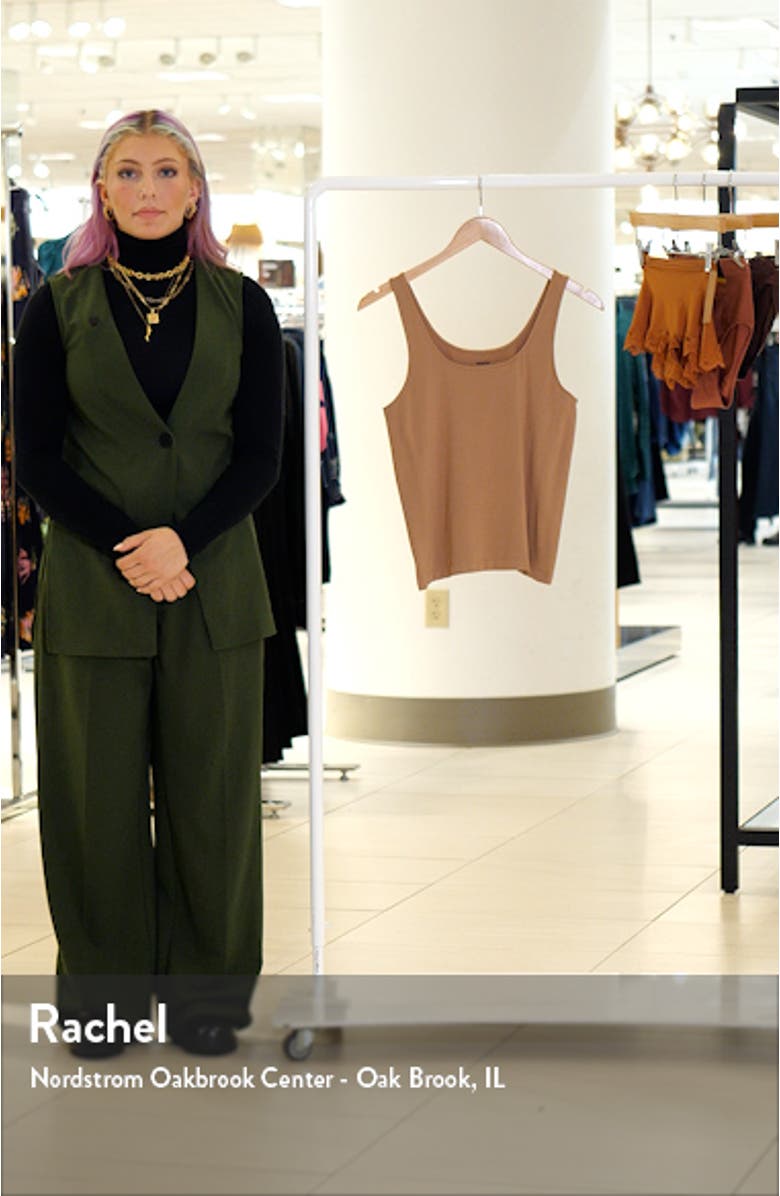 Soft Smoothing Seamless Tank, sales video thumbnail