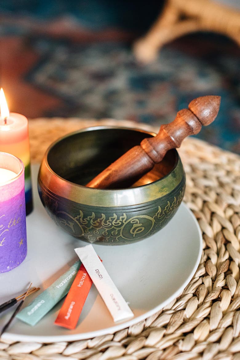 Inscribed Singing Bowl, Alternate, color, Copper